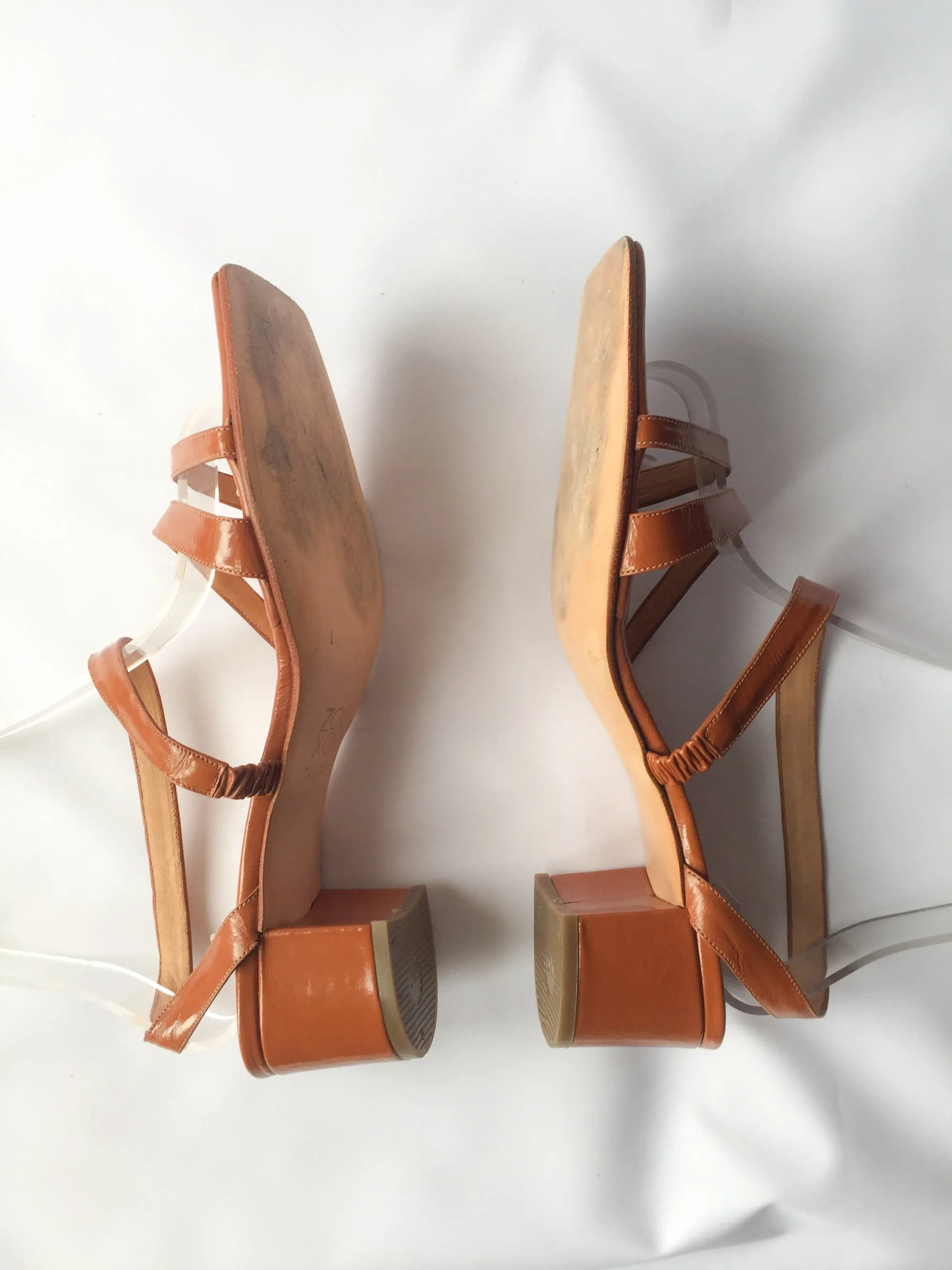 Delfina Sandal in Caramel Patent Size 41