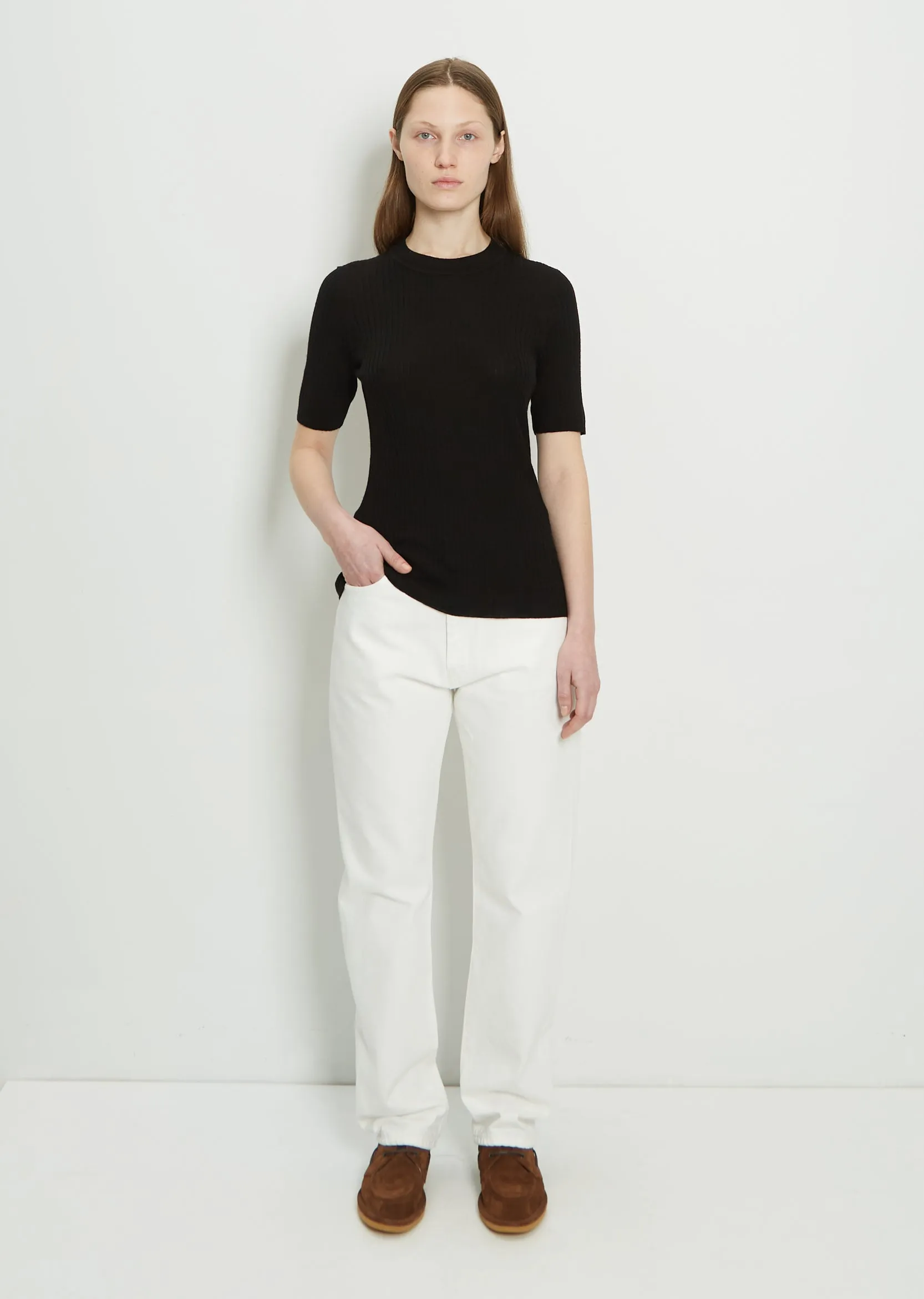 Jidda Wool-Cashmere Ribbed Sweater — Black