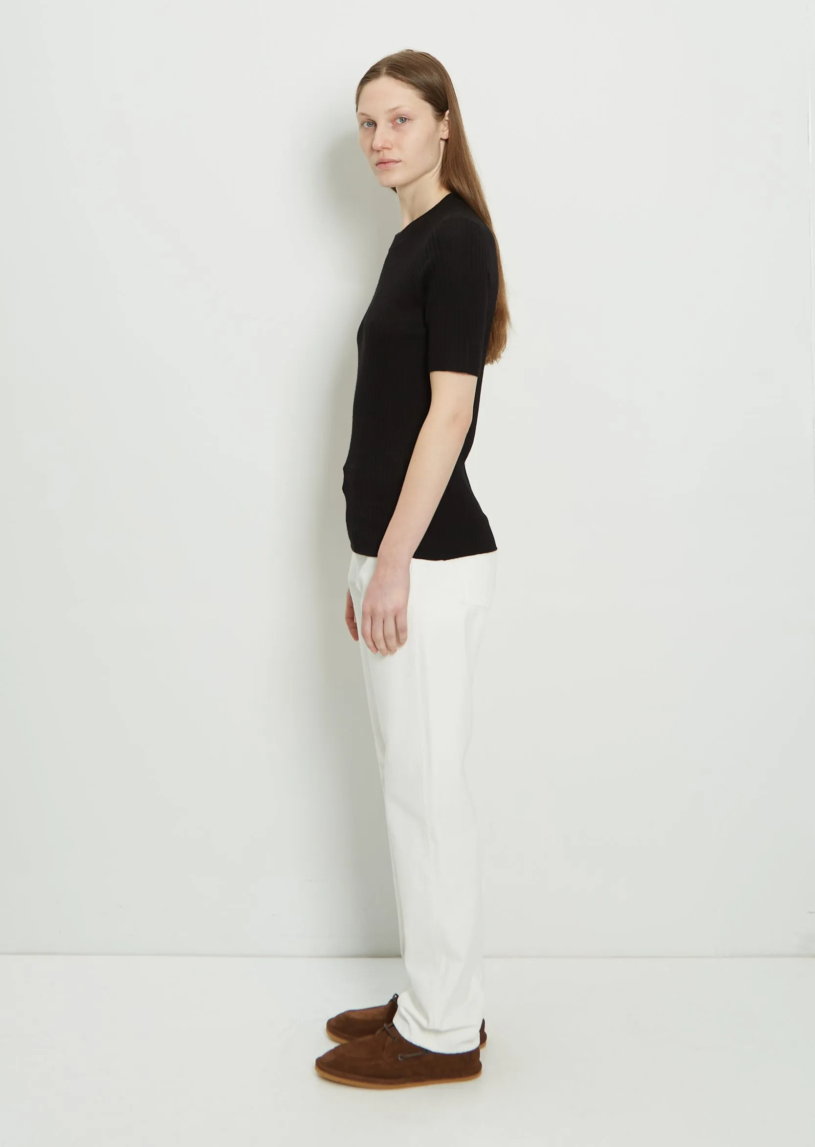 Jidda Wool-Cashmere Ribbed Sweater — Black