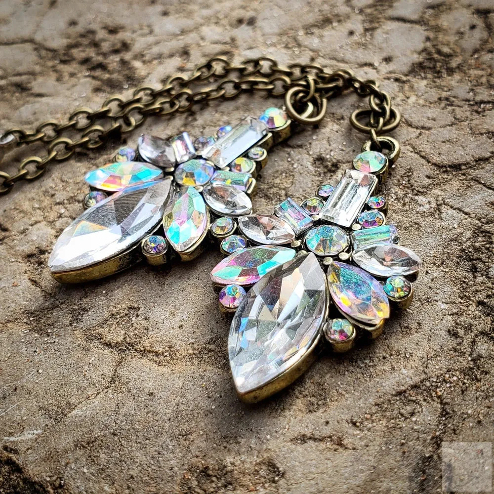 Luminous Crystal Dangles for ECJ Mag Tunnels, Without Tunnels