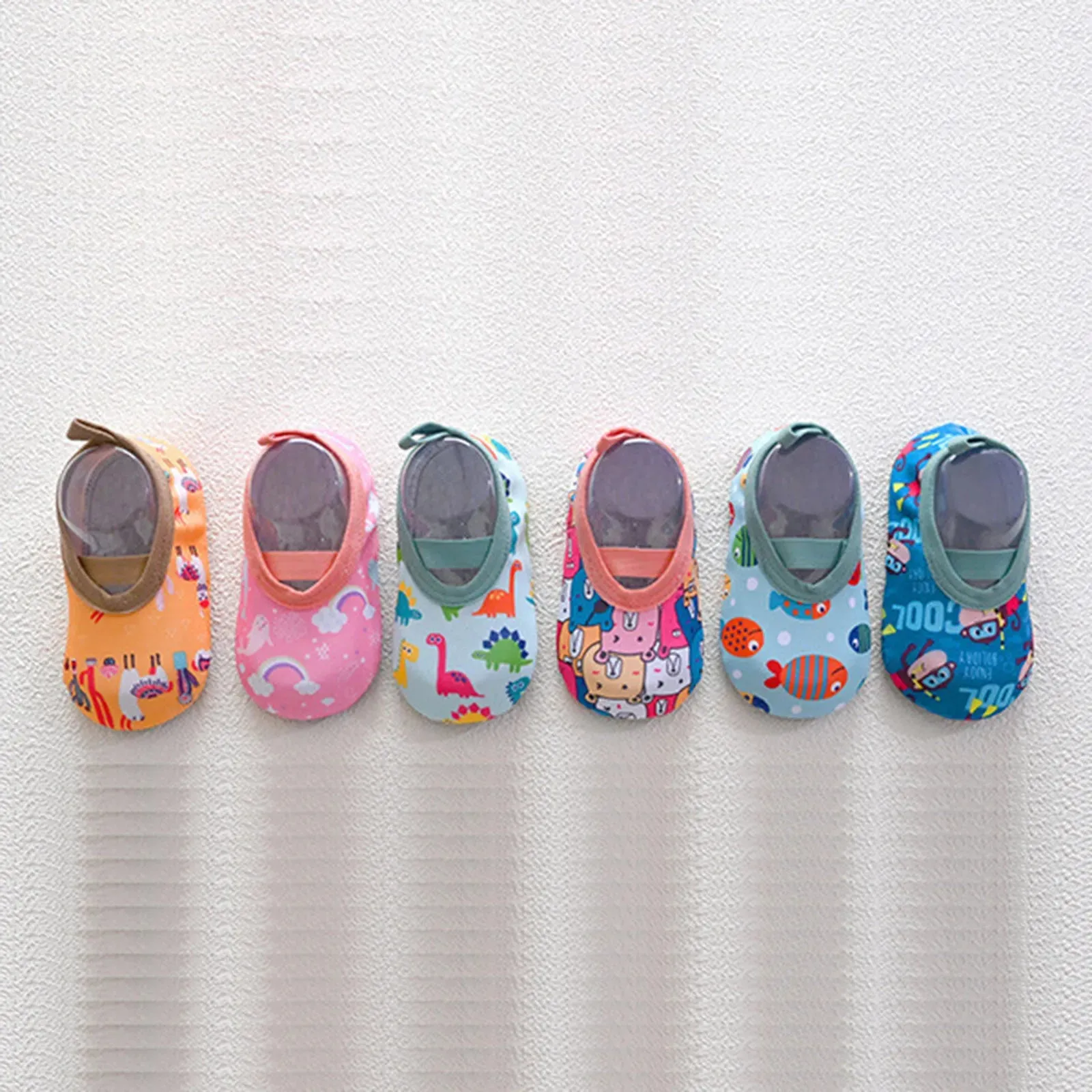 Mini Fashion™ - Safe fun on the beach - Swimming shoes for children