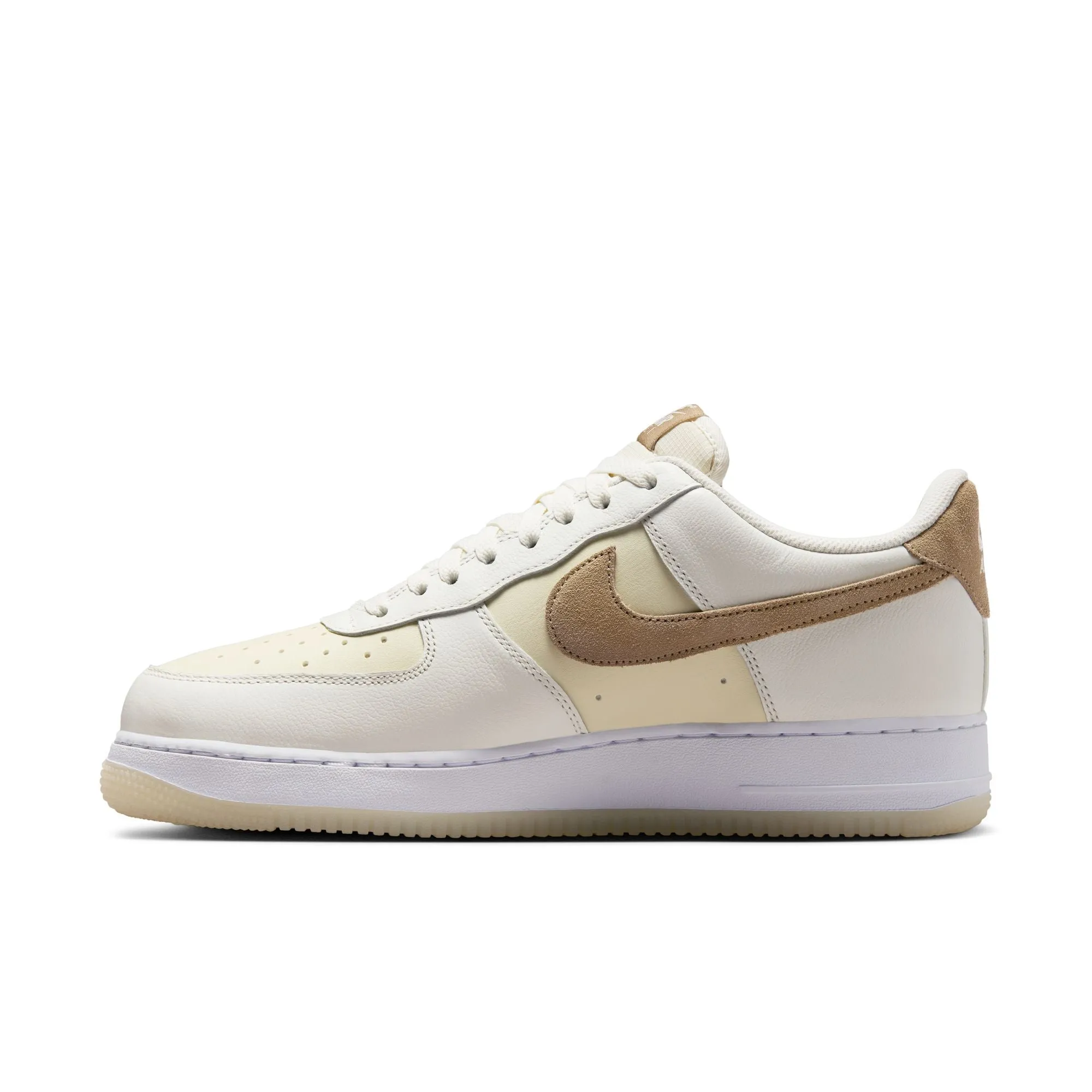 Nike Air Force 1 '07 LV8 Coconut 🥥